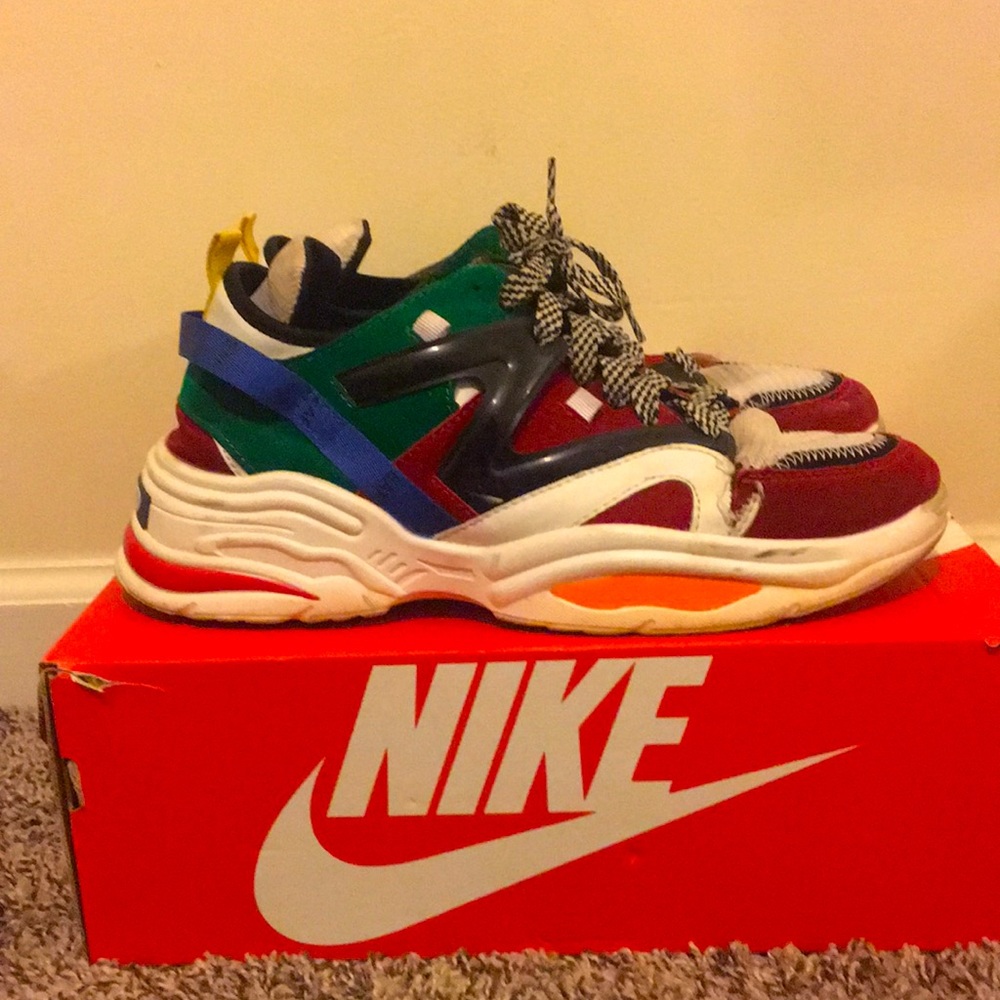 Nice running shoes
